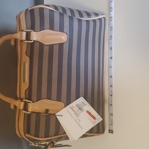 Adrienne Vittadini barrel bag